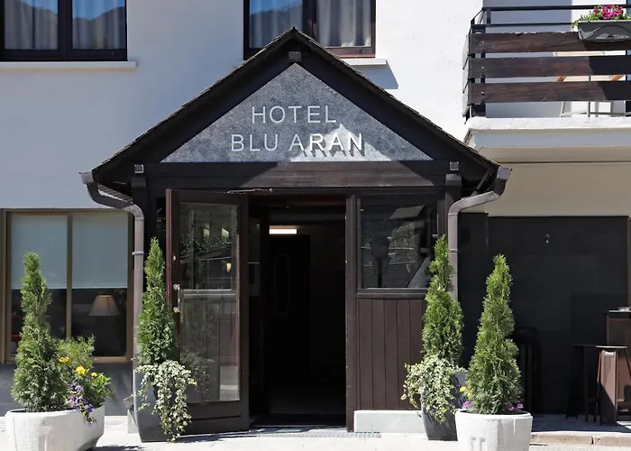 Blu Aran Отель Вьелья